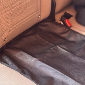 حماية توضع تحت كرسي السيارة